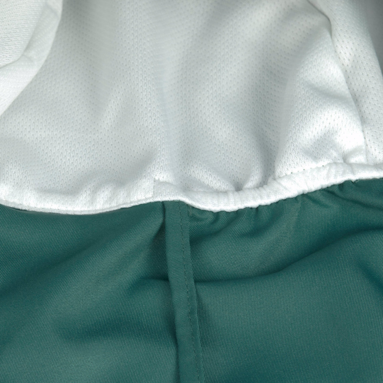 Chapeau protège nuque anti-UV bébé - vert