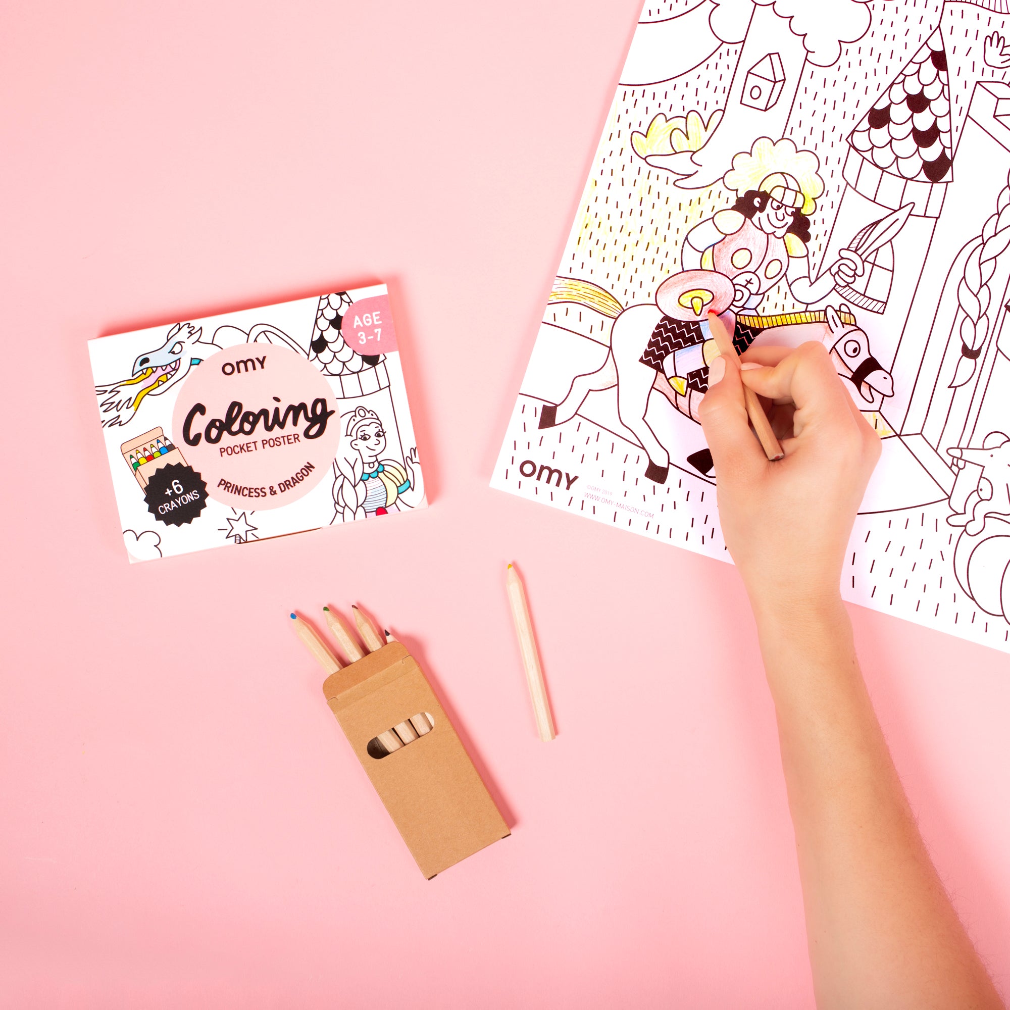 Coloring Pocket - Princesses & Dragons