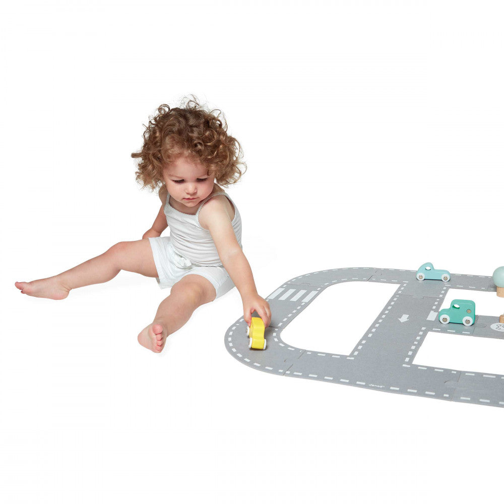 Circuit voiture en feutrine Bolid